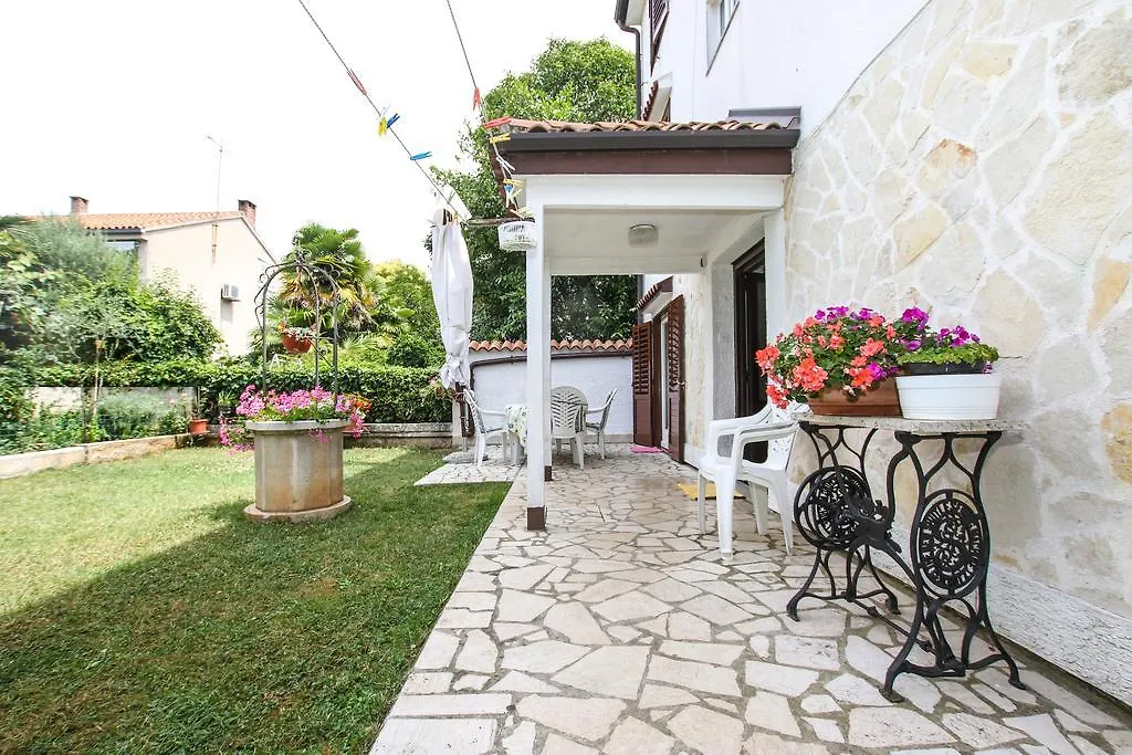 Apartment Velina Porec